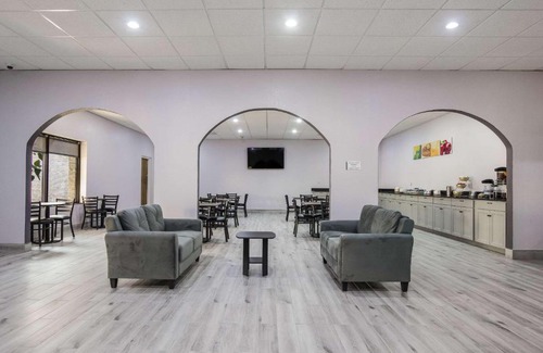 Grayville Hotel | Quality Inn