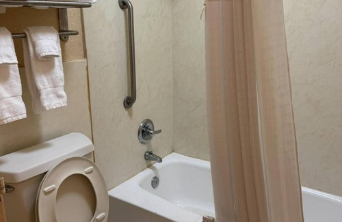 Harriman Hotel | Quality Inn