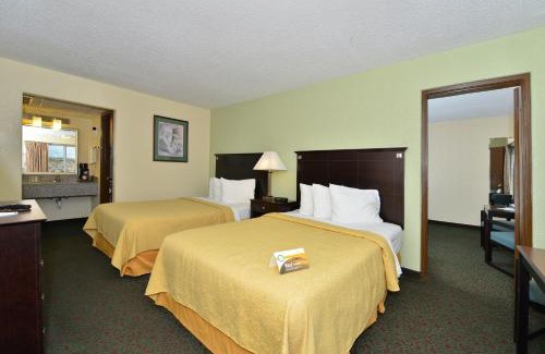 Huntingburg Hotel | Quality Inn