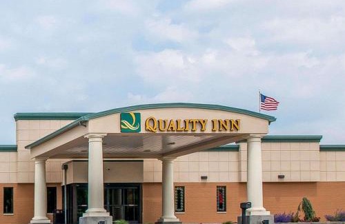 Huntingburg Hotel | Quality Inn