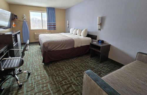 Johnstown Hotel | Quality Inn