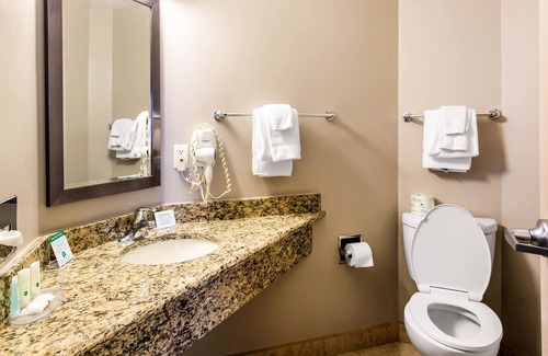 Moriarty Hotel | Quality Inn