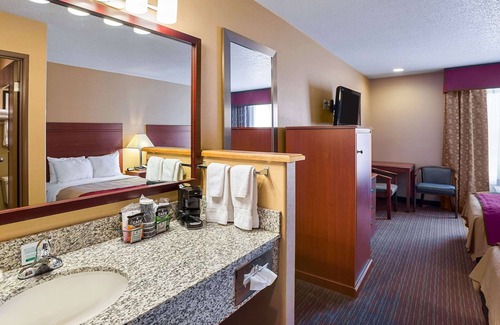 York Hotel | Quality Inn