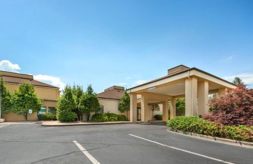 Canton Hotel | Quality Inn West of Asheville