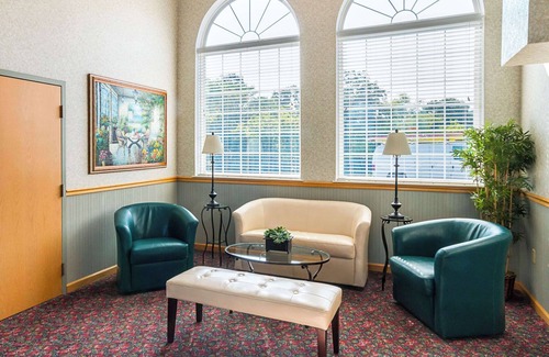 Weston Hotel | Quality Inn Weston