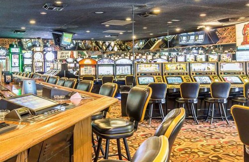 Winnemucca Hotel | Quality Inn Winnemucca- Model T Casino