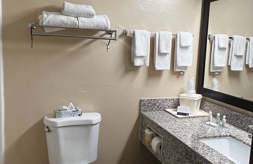 Hurricane Hotel | Quality Inn Zion Park Area