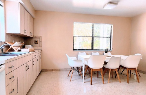 South Pinellas Community Council House | Quality stay at a cheaper price!