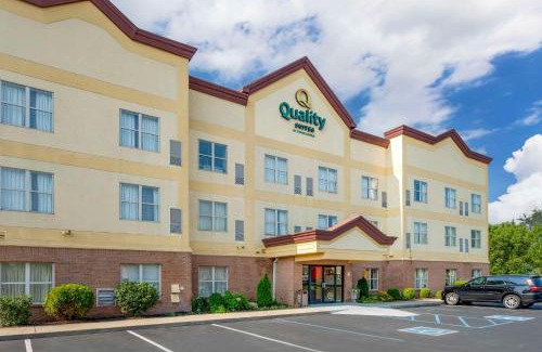 Wayne Hotel | Quality Suites