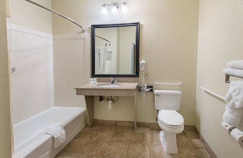 Temple Hotel | Quality Suites