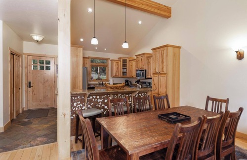 Blue River House | Quandary Mountain Retreat: Hot Tub, 4 Bedrooms, Pool Table, Gas Grill