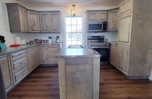 Newfoundland House | Quarry Cottage - Cape Cod with a View