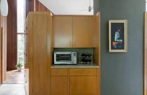 Haddam Center Historic District House | Quarry House: Mid-Century Modern