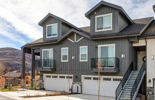 Pinebrook House | Quarry Springs Retreat