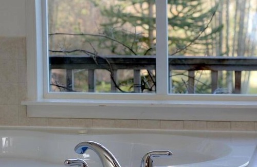 Salt Spring Island Bed & Breakfast | Quarrystone House B&B