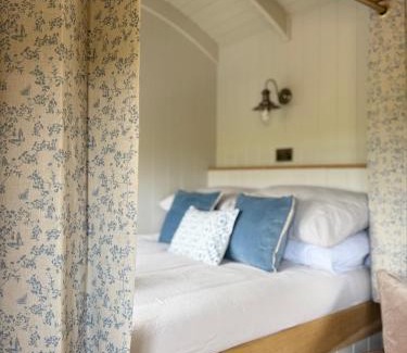St. Florence Apartment | Quarrywood Glamping