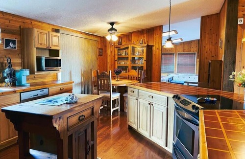 Pawhuska House | Quarter Circle Cross Bunkhouse