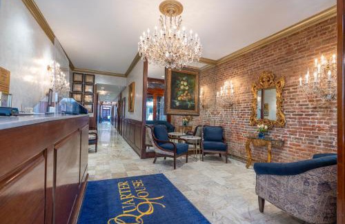 French Quarter Hotel | Quarter House Suites