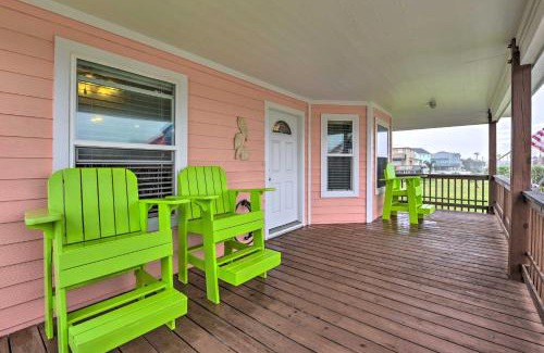 Isla Del Sol House | quarter Mi to Beach Canal-View Home in Galveston!