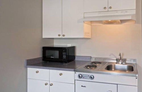Port Hardy Hotel | Quarterdeck Inn Port Hardy
