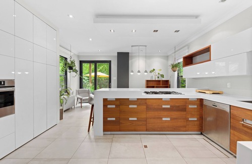 La Petite-Patrie Apartment | Quartier Petit Laurier. Calme et confortable. n