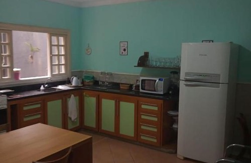 Alphaville House | quarto 05 solteiro aconchegante a 2 km de Alphaville