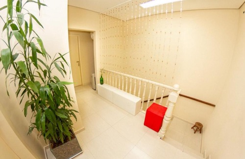 Liberdade House | Quarto 16 Liberdade by OBA