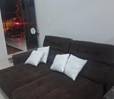 Paranavai House | Quarto da Tay