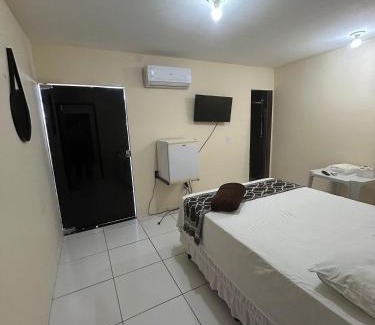 Presidente Medici Apartment | Quarto duplo aconchegante perto do centro de CG-PB