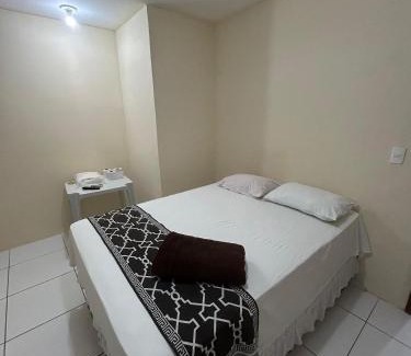 Presidente Medici Apartment | Quarto duplo aconchegante perto do centro de CG-PB