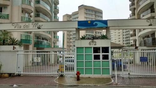 Jacarepagua House | Quarto em cobertura duplex com piscina e espaço ao ar livre