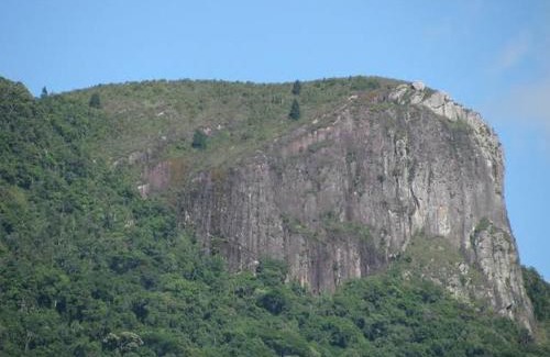 Palhoca Apartment | Quarto morro do cambirela