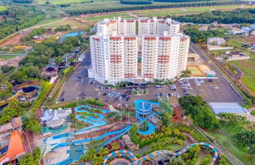 Olimpia House | Quarto no Resort Wyndham Olímpia com Acesso Exclusivo ao Thermas dos Laranjais