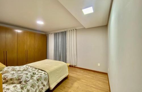 Conselheiro Lafaiete House | Quarto para locação em apartamento