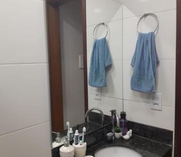 Patos de Minas House | Quarto próximo AV JK