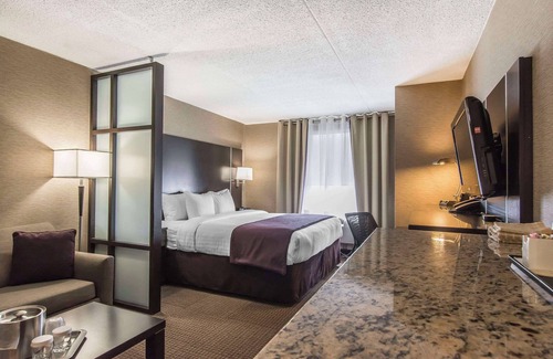 Algoma District Hotel | Quattro Hotel & Conf. Centre, an Ascend Collection Hotel