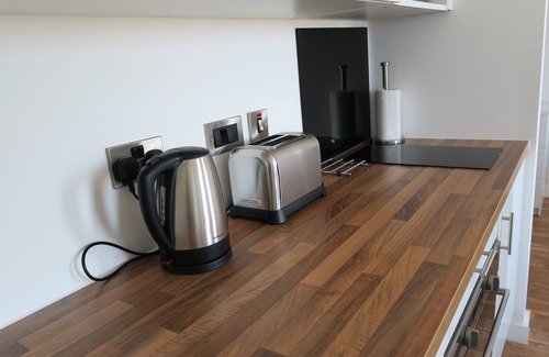Newport Apartment | Quay Apartments Clarence House