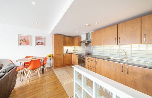 Dundee Apartment | Quayside Apartment - City Quay Comfort