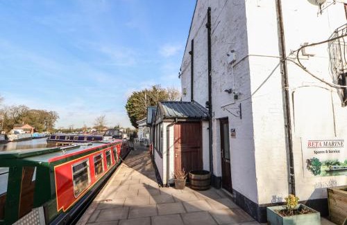 Nantwich Apartment | Quayside Apartment