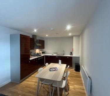 Butetown Apartment | Quayside Apartments by Urban Space