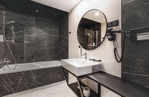 Legnica Hotel | Qubus Hotel Legnica