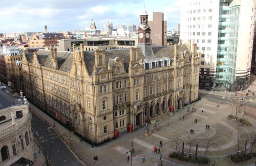 Leeds City Center Apartment | Quebecs Luxury Aparthotel