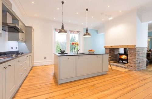 High Peak Cottage | Queen Ann's Close