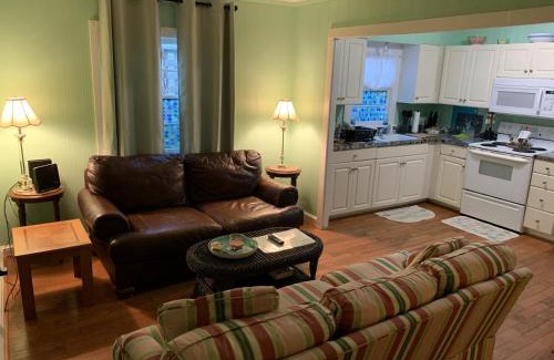 Kitty Hawk House | Queen Anne's Revenge at the Beach cottage