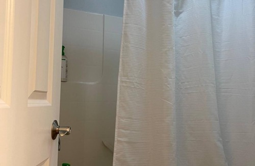 Renton Bed & Breakfast | Queen bed property
