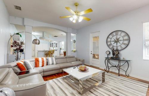Port Charlotte House | Queen Charlotte