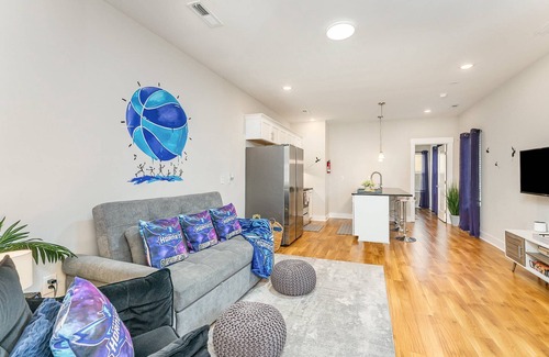 Third Ward House | Queen City Special: 10% Off 3+ nights!