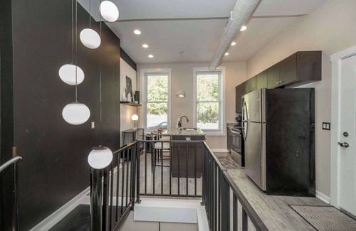 Mount Auburn House | Queen City Views Suites