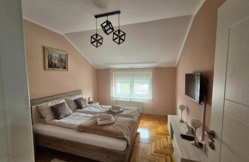 Sombor Apartment | Queen Deluxe