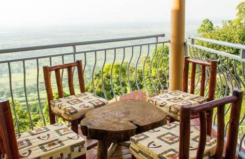 Kichwamba Cabin | Queen Elizabeth PVT Lodge